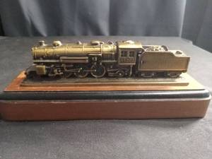 lot 6202 image: BR Standard Class 9F No. 65000 Steam Locomotive Bronze Tone Sculpture on Wood Base