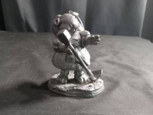 lot 6209 image: Micheal Ricker Reba Rabbit figurine