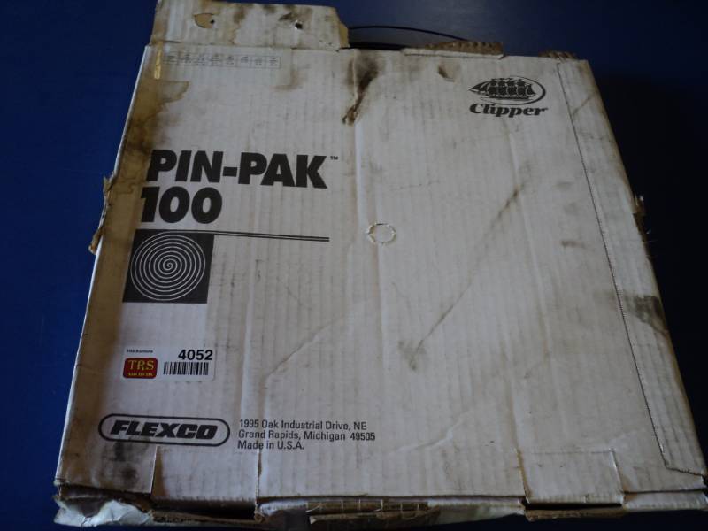 lot 4052 image: Flexco-Clipper Nyosteel lacing Pin-Pak 100, 0.065 diameter x approx. 12 (open box)