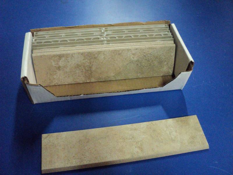 lot 4528 image: (10) pieces Bull Nose Trim, Mesa Beige 1093382- #73034, 12 X 2-58