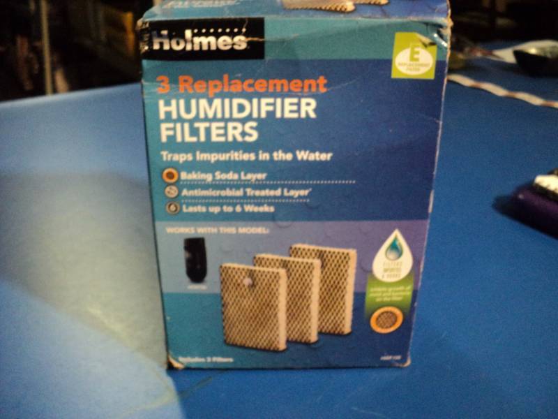 lot 4544 image: Holmes 3 replacement humidifier filters HWF100-TUM, works with Model HCM730 Humidifiers