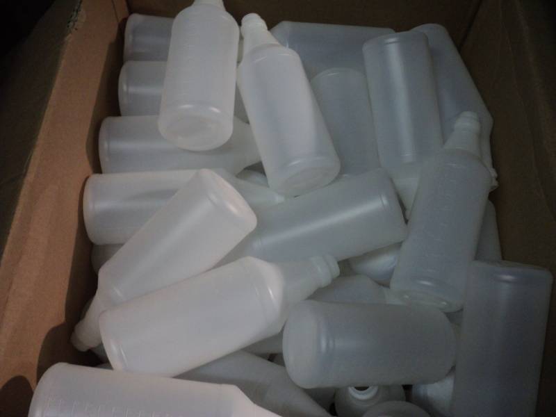 lot 4593 image: (100) ct. lot 32 oxz Natural HDPE bottle, PN 27281443, Sprayers NOT included
