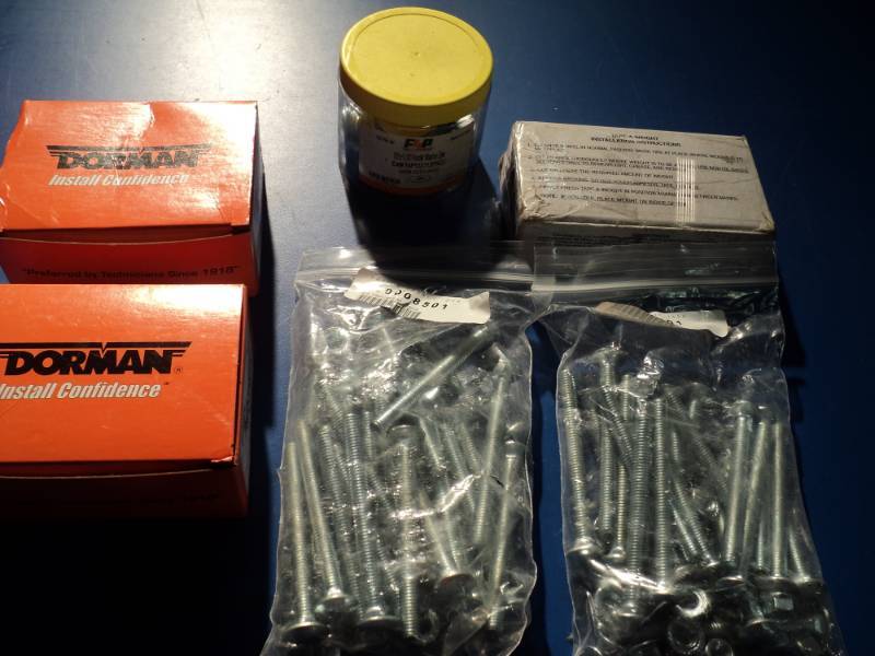 lot 4616 image: Mixed lot Hardware washers, hex cap screws, bolts and wheel weights, mixed sizes and styles-over 200 pieces