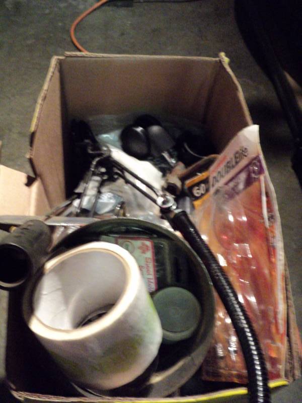 lot 4650 image: 49 lbs misc. hardware in a cardboard box
