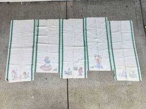 lot 81 image: Embroidered Kitchen Towels with Green Striped Border, Set of 5 Vintage Southwest Style