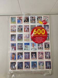 lot 124 image: Baseball Stickers Superstars Rising Stars Major League