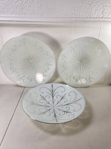 lot 183 image: 3 Piece Glass Light Cover Bundle