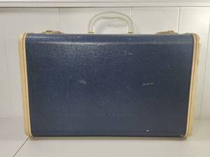lot 198 image: Navy Blue and Tan Hard-Sided Suitcase with Brass Hardware and Handle Vintage