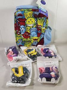 lot 203 image: fitfresh Kids Lunch Box with Toy Figures and Sticker Sheet