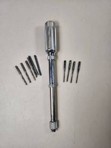 lot 237 image: Stanley USA Yankee No. 41Y Vintage Push Drill Complete