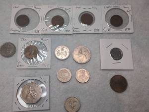 lot 1002 image: British Coins Collection 1967-1988