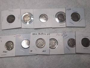 lot 1017 image: Buffalo Nickel Collection 1926-1937 - 13 Ct