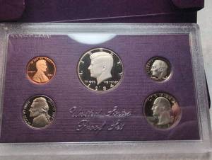 lot 1028 image: United States Proof Set 1984