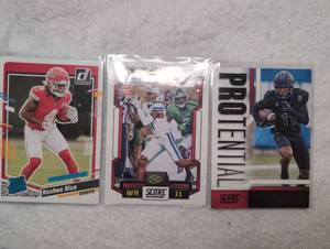 lot 1305 image: Football Trading Cards Rashee Rice Chiefs - 3 ct