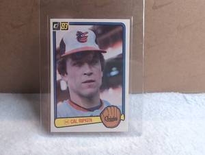 lot 1508 image: 1983 Donruss Cal Ripken Jr. Rookie Baseball Card #83