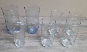lot 406 image: Drinking Glasses Lot 7 Pieces Mixed Sizes, 2 blue, 1 clear Coca-Cola and 4 textured clear