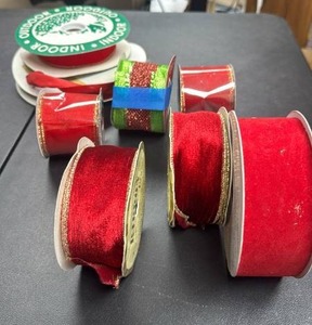 lot 306 image: Decorative Holiday Ribbon Lot - Red and Green