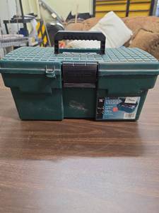 lot 905 image: Contico 16 Inch Value-Tuff Toolbox