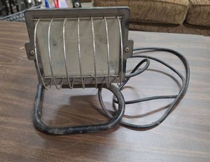 lot 911 image: Portable Work Light with Cage Guard and Handle - tested works well.