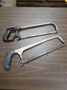 lot 913 image: 2 Hand Saws with Black Handles