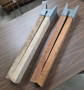 lot 925 image: Wood Saw horse clamps