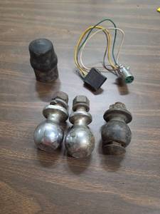 lot 938 image: Trailer Hitch Ball Mounts qty 3, Wiring Harness, and a ball hitch cover