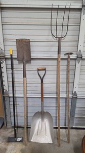 lot 1015 image: Garden Hand Tools - Shovels, Rake, Pitch Fork, push broom, cultivator