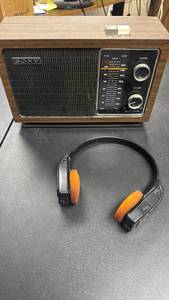 lot 355 image: Vintage Sony Solid State FMAM Radio and a Pair of Radio Headphones (pads probably need replaced)