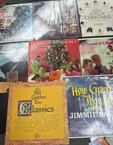 lot 357 image: Christmas Vinyl Records Lot of 8 Albums Including The Spirit of Christmas, Jimmie Davis How Great Thou Art and more