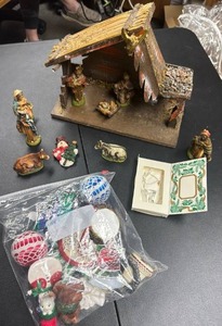 lot 510 image: Nativity Set with Figurines and Ornaments