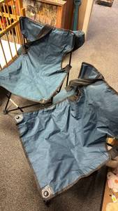 lot 766 image: Set of 2 Folding Camping Chairs with bags