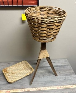 lot 607 image: Woven Basket with Tripod Stand and Rectangular Tray