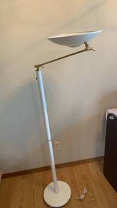 lot 1103 image: White Floor Lamp with Adjustable Brass Arm and Halogen Light 60 inches tall