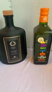 lot 1104 image: Sparta Groves Extra Virgin Olive Oil Limited Edition 750ml  Olitalia Everyday Extra Virgin Olive Oil 25oz Lot