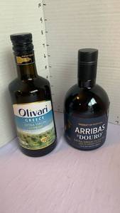 lot 1106 image: Olivari Greece Extra Virgin Olive Oil and Arribas do Douro Extra Virgin Olive Oil Lot