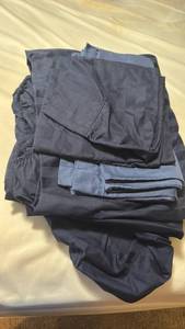 lot 1212 image: King size sheets