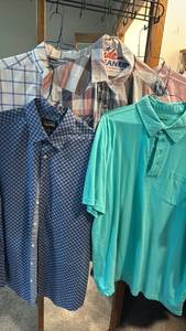 lot 1220 image: Mens short sleeve  Button-Up size xlt