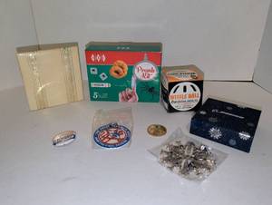 lot 2135 image: Mixed Lot Prank Kit Wiffle Ball Pins Coins Badges New York Yankees