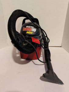 lot 2140 image: Shop-Vac Hang Up Mini Portable Vacuum with Hose and Brush