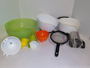 lot 2205 image: Kitchen Gadget Set Bowls Strainers Funnels Lot