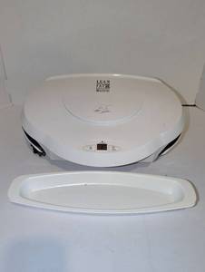lot 2214 image: Lean Fat Grilling Machine Electric Countertop Grill