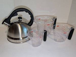 lot 2225 image: OXO Kettle and Measuring Cups Set 4-Piece