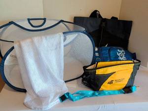 lot 2241 image: Laundry bags, cooler bags and more