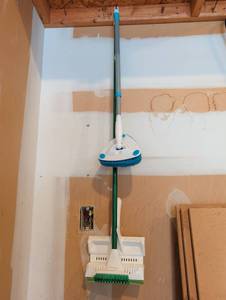 lot 2255 image: Floor Cleaning Brush with Long Handle and Dual Brush Heads