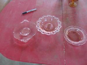 lot 4494 image: 3 Pink Glass Plates - Servers