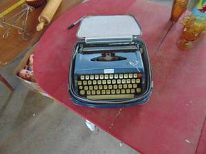 lot 4508 image: Webster XL-500 Typewriter