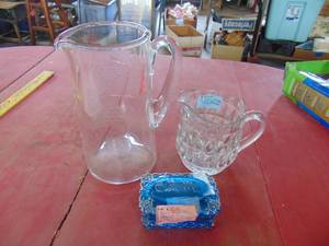 lot 4549 image: Blue Trinket Box and More