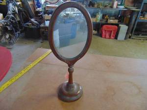 lot 4611 image: Vanity Mirror on Oak Stand