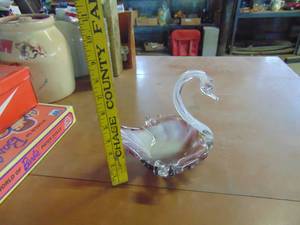 lot 4630 image: Murano Styled Glass swan