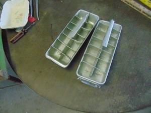 lot 4636 image: Pair of Aluminum Frigidaire Ice Cube Trays